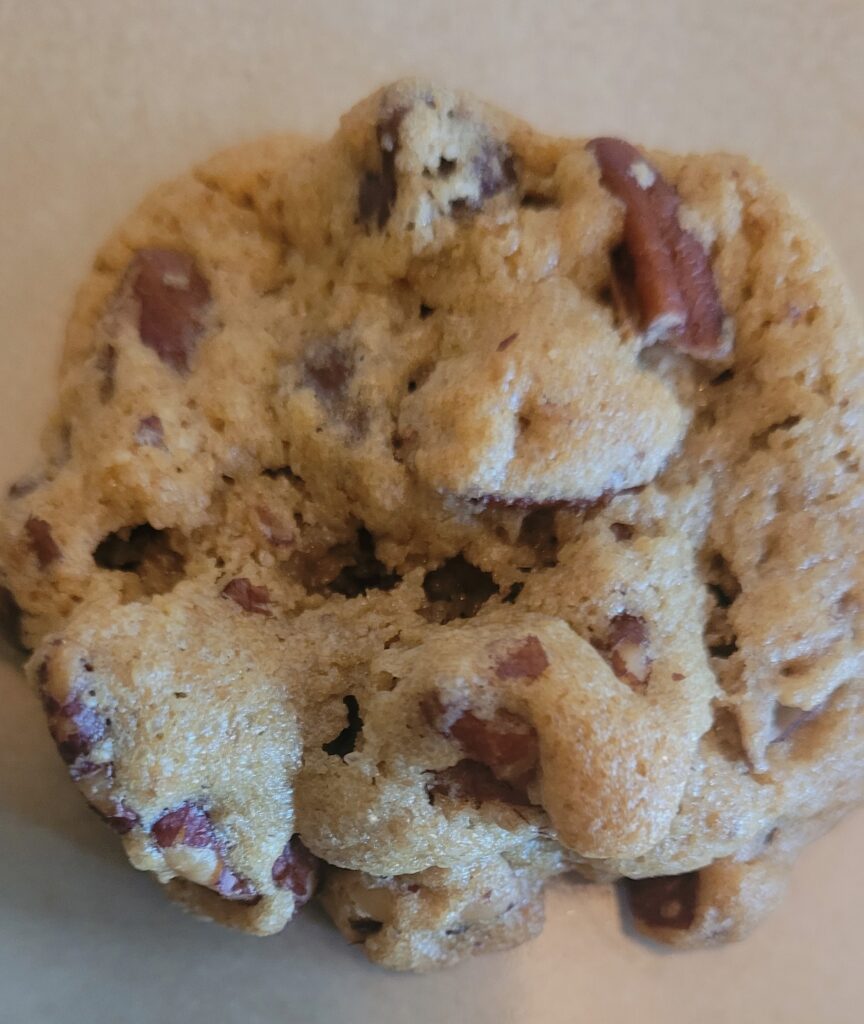 This image has an empty alt attribute; its file name is Glutenfree-Cocochip-cookie-72824-864x1024.jpg